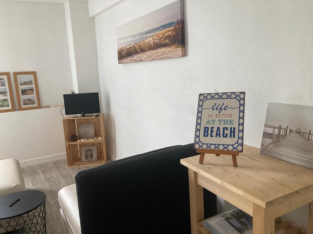 Appartement 2/3 Personnes A 10 Minutes De Contis Plage Сен-Жюльен-ан-Борн Экстерьер фото